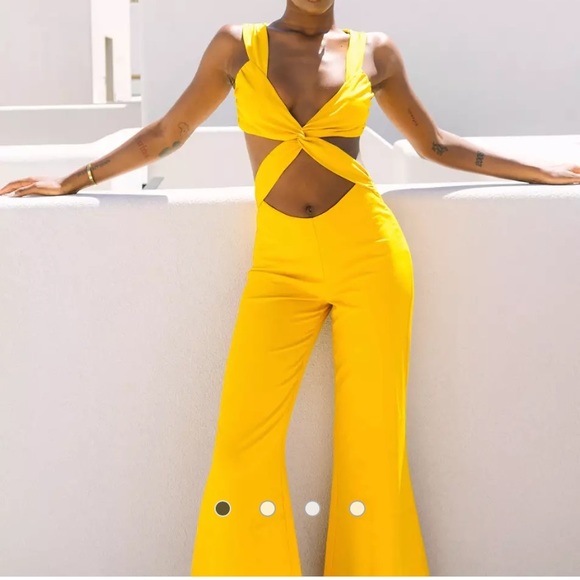 LABELRAIL Pants - LABELRAIL X EVA APIO Mustard Jumpsuit Sz. US 6 (UK 10)